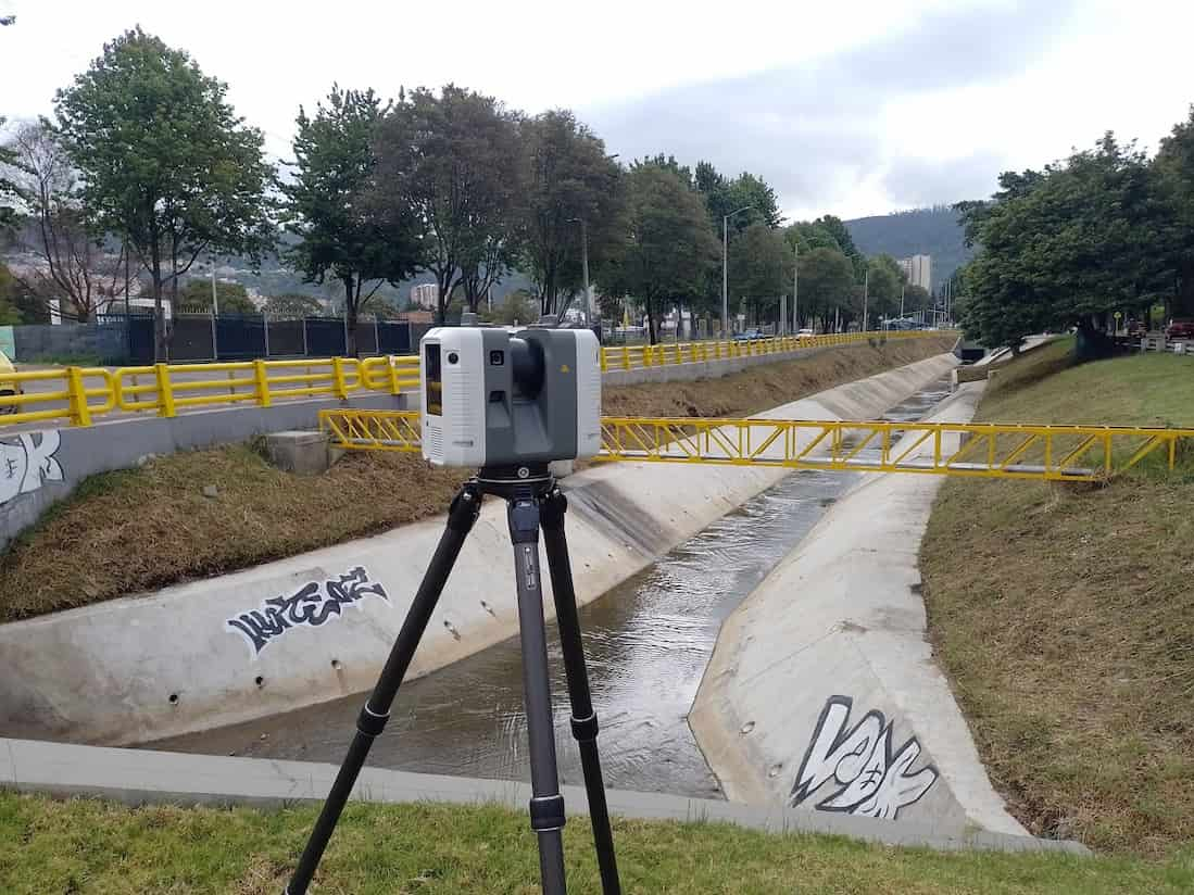 VIA Y CANAL